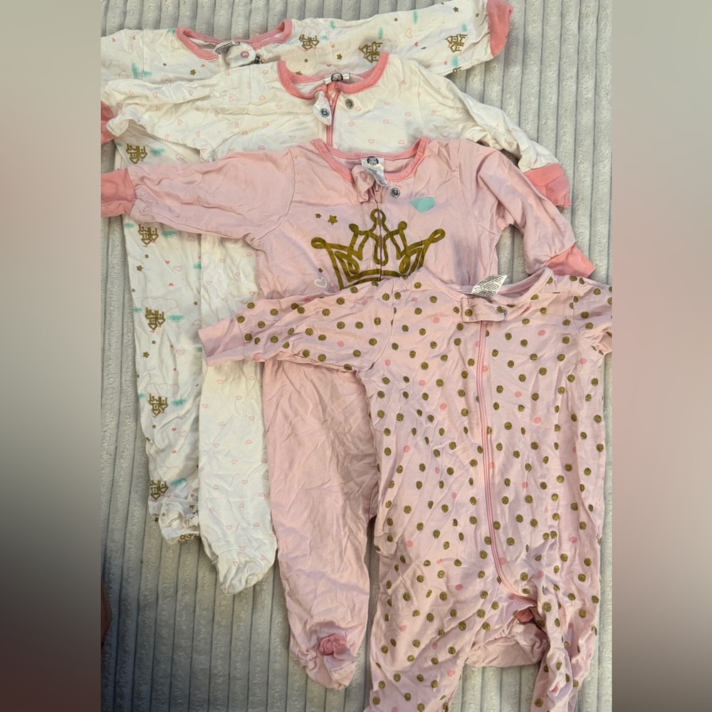 Gerber Baby Girl Sleep 'n Play Footed Pajamas, 4-Pack, 3-6 months